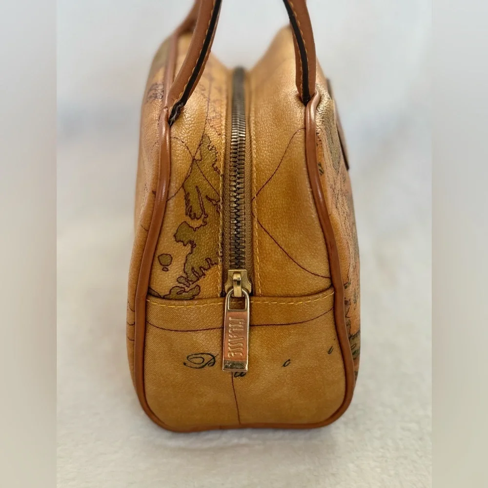 Alviero Martini Women's Tan Map Print Bag